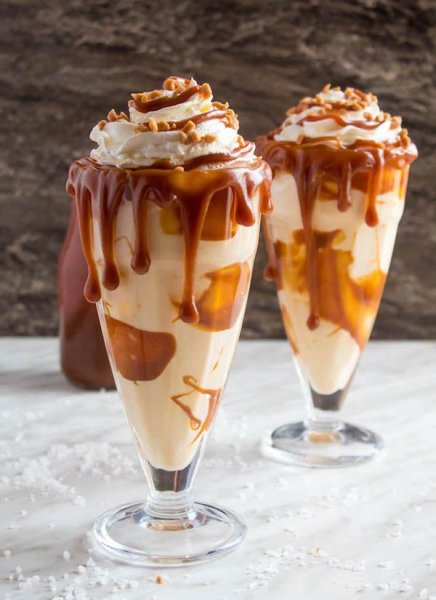 شیک موز کارامل